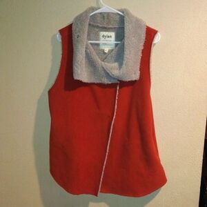NWOT Fleece Sherpa Lined Burnt Orange Wrap Dylan Vest M